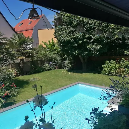 Couette-café 4 Personnes Proche Centre