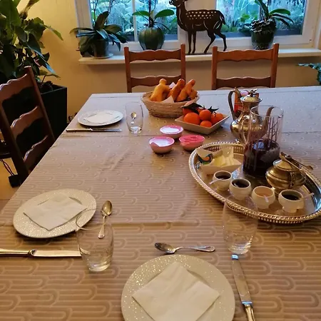 Familiale Privee Proche Du Parlement Europeen De Bed & Breakfast Strasbourg