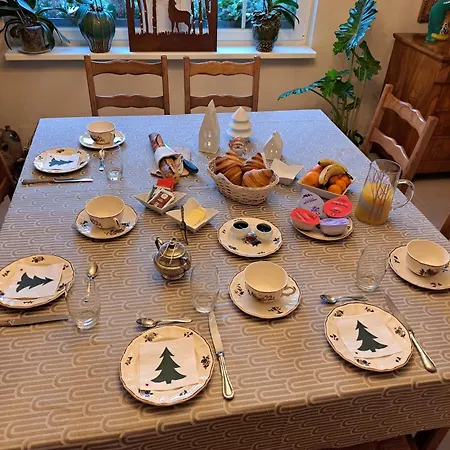 Familiale Privee Proche Du Parlement Europeen De Bed & Breakfast