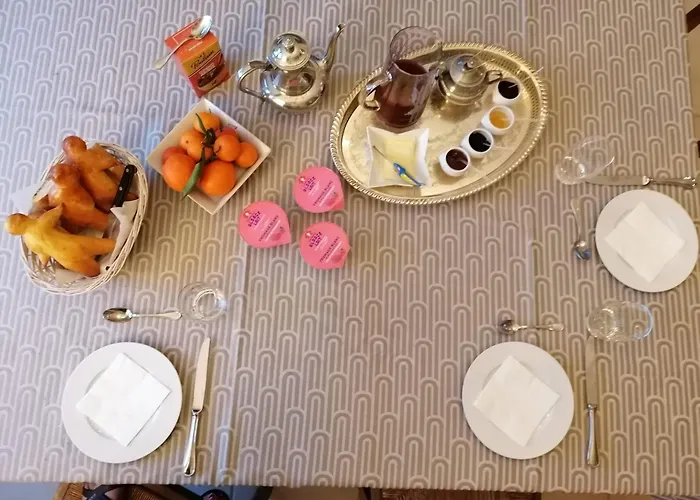 Familiale Privee Proche Du Parlement Europeen De * Straatsburg