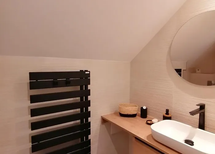 Familiale Privee Proche Du Parlement Europeen De Bed & Breakfast